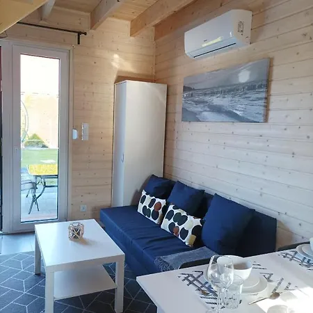 Apartamentowe Aura
